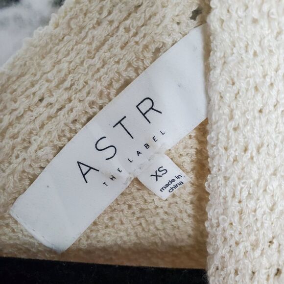 Astr the label lace up sweater in cream - Picture 2 of 9